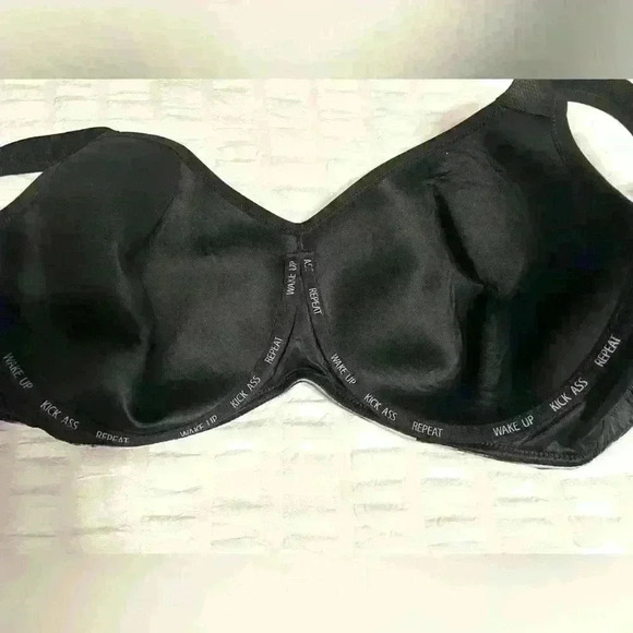 Torrid Mid Impact Underwire Adjustable Sports Bra Size 40DD - Picture 5 of 6